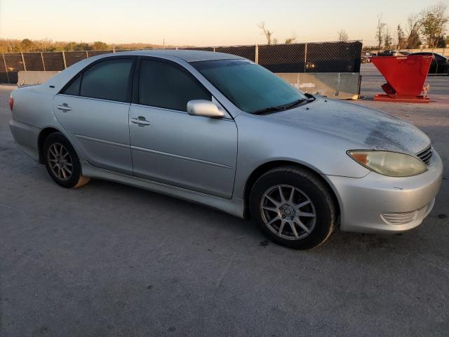 Photo 4 from auction – 2005 TOYOTA CAMRY LE with VIN 4T1BF32K85U099461
