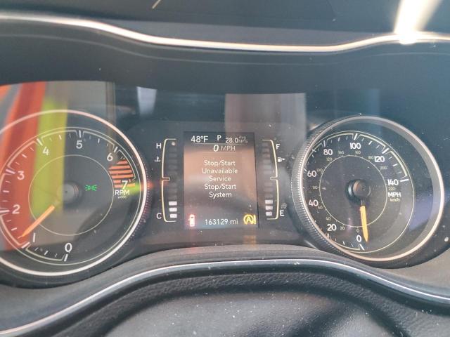 Photo 9 from auction – 2019 JEEP CHEROKEE L with VIN 1C4PJLCB6KD296812