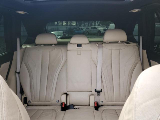 Photo 10 from auction – 2015 BMW X5 XDRIVE5 with VIN 5UXKR6C54F0J74945