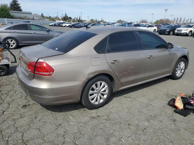 Photo 3 from auction – 2015 VOLKSWAGEN PASSAT S with VIN 1VWAT7A31FC047703