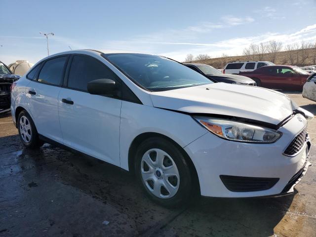 Photo 4 from auction – 2016 FORD FOCUS S with VIN 1FADP3E21GL310553