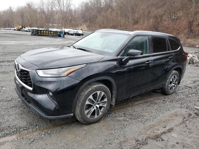 TOYOTA HIGHLANDER 2023 with VIN 5TDKDRBH4PS523968 - Photo from auction
