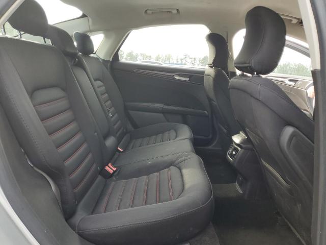Photo 10 from auction – 2016 FORD FUSION SE with VIN 3FA6P0HD9GR310015