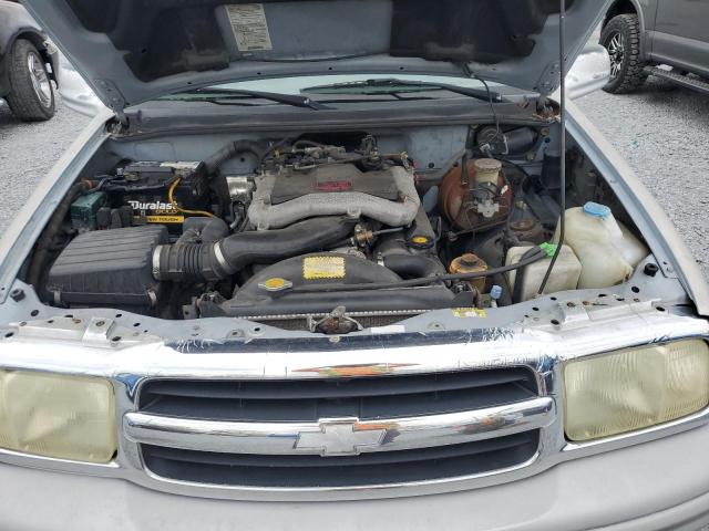 Photo 12 from auction – 2001 CHEVROLET TRACKER LT with VIN 2CNBE634416949552