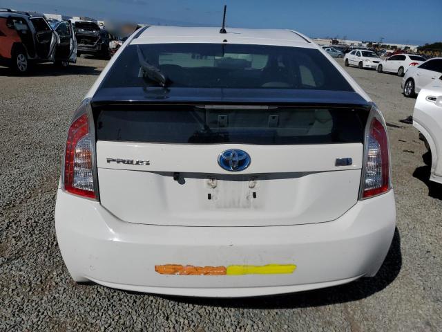 Photo 6 from auction – 2013 TOYOTA PRIUS with VIN JTDKN3DU7D5559627