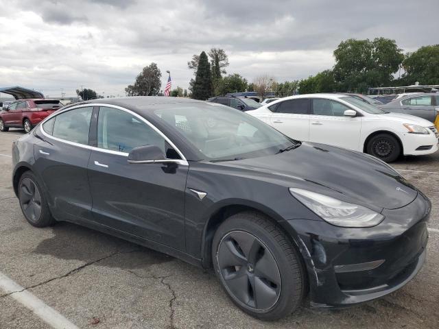 Photo 4 from auction – 2018 TESLA MODEL 3 with VIN 5YJ3E1EAXJF011404