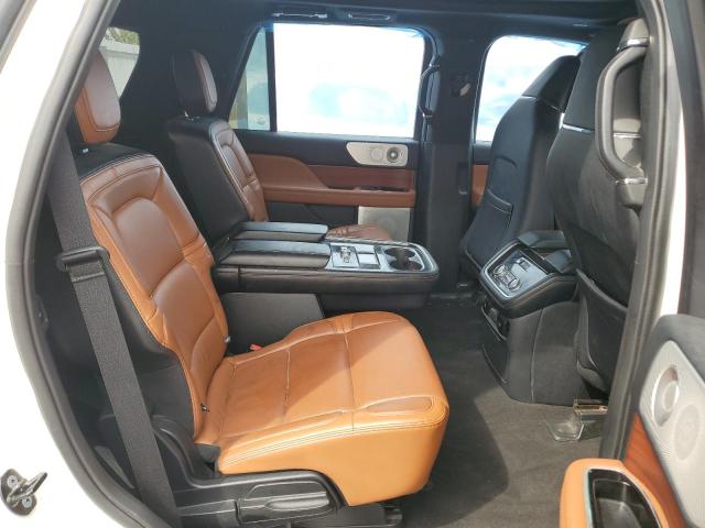 Photo 11 from auction – 2021 LINCOLN NAVIGATOR with VIN 5LMJJ2LT2MEL07612