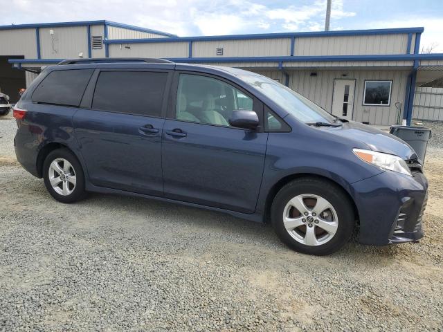 Photo 4 from auction – 2018 TOYOTA SIENNA LE with VIN 5TDKZ3DC4JS906347