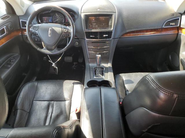 Photo 8 from auction – 2013 LINCOLN MKT with VIN 2LMHJ5AT0DBL53042