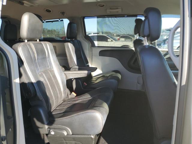 Photo 11 from auction – 2011 CHRYSLER TOWN & COU with VIN 2A4RR8DG9BR668000