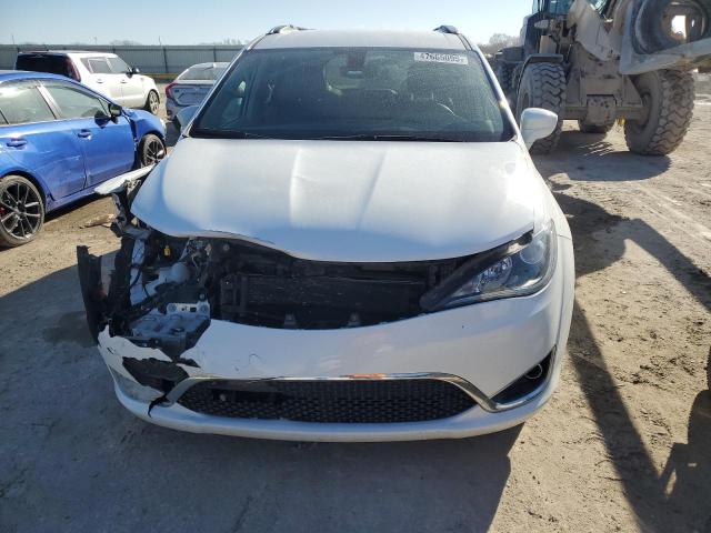 Photo 5 from auction – 2018 CHRYSLER PACIFICA T with VIN 2C4RC1BG8JR149214
