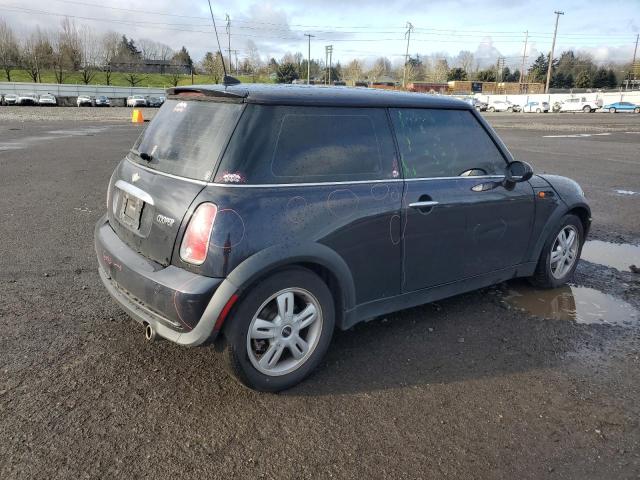 Photo 3 from auction – 2006 MINI COOPER with VIN WMWRC33566TK73357