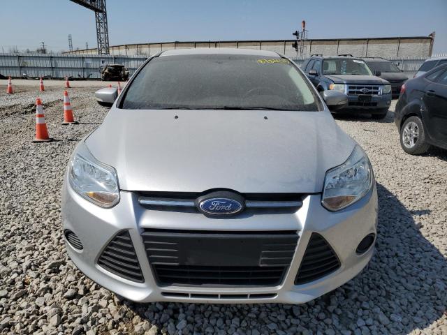 Снимка 5 от търг – 2013 FORD FOCUS SE с VIN 1FADP3K25DL360789