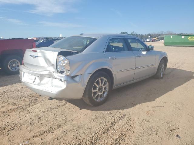 Photo 3 from auction – 2009 CHRYSLER 300 TOURIN with VIN 2C3KK53V09H568544
