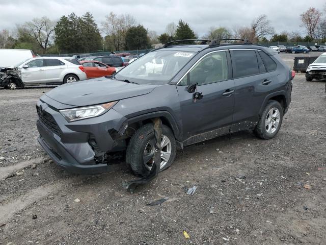 TOYOTA RAV4 XLE 2019 with VIN JTMP1RFV4KD027734 - Photo from auction