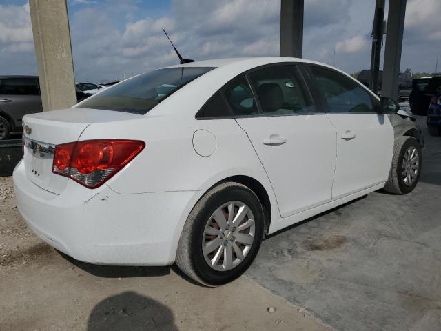 Photo 3 from auction – 2011 CHEVROLET CRUZE LS with VIN 1G1PC5SH8B7230524