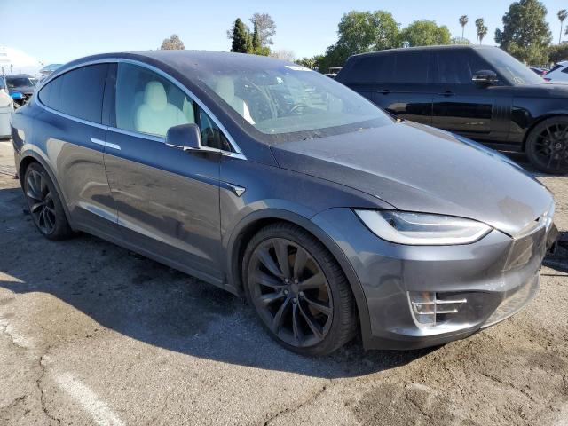 Снимка 4 от търг – 2020 TESLA MODEL X с VIN 5YJXCDE28LF261972