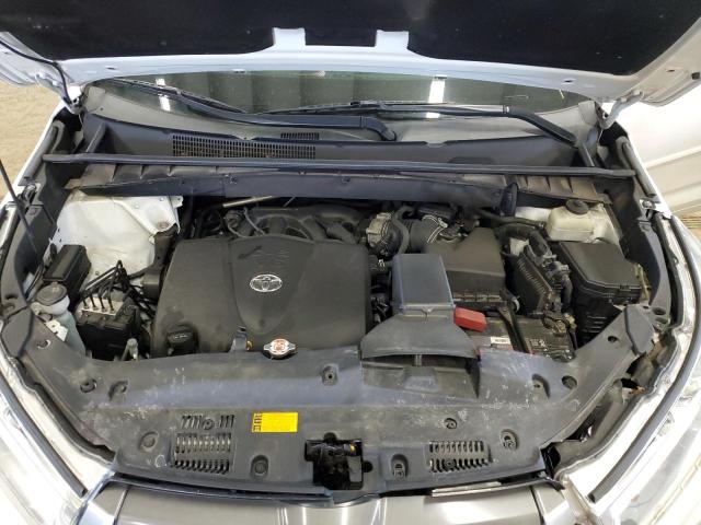 Photo 12 from auction – 2018 TOYOTA HIGHLANDER with VIN 5TDJZRFH6JS844912