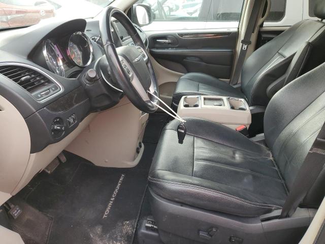 Photo 7 from auction – 2016 CHRYSLER TOWN & COU with VIN 2C4RC1BG8GR126654