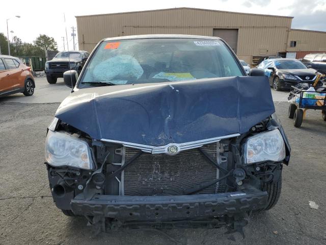 Photo 5 from auction – 2009 CHRYSLER TOWN & COU with VIN 2A8HR44E79R613279