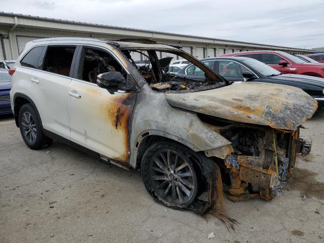 Photo 4 from auction – 2019 TOYOTA HIGHLANDER with VIN 5TDJZRFH1KS565353