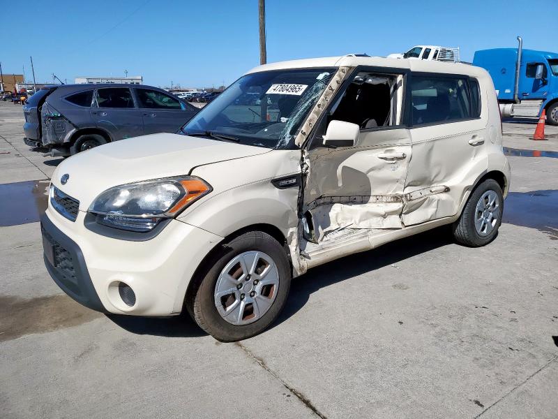 KIA SOUL 2012 with VIN KNDJT2A57C7416138 - Photo from auction