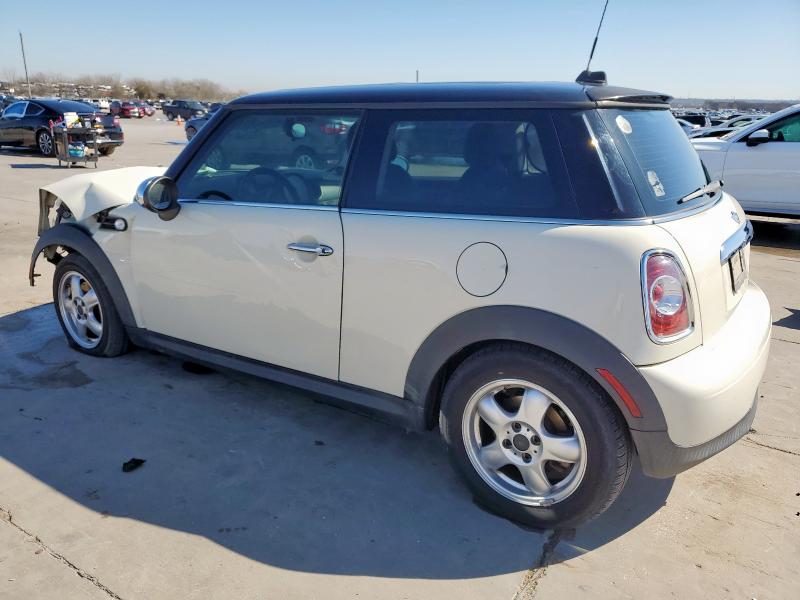 Снимка 2 от търг – 2011 MINI COOPER с VIN WMWSU3C52BTX96108