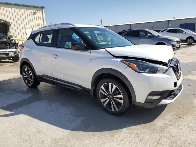 Photo 4 from auction – 2019 NISSAN KICKS S with VIN 3N1CP5CU7KL561809