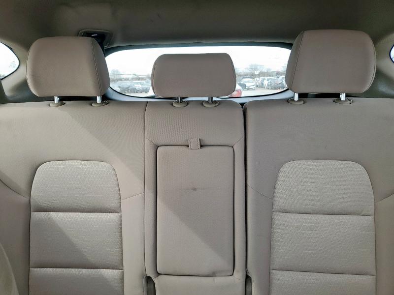 Снимка 10 от търг – 2017 HYUNDAI TUCSON LIM с VIN KM8J33A20HU302532