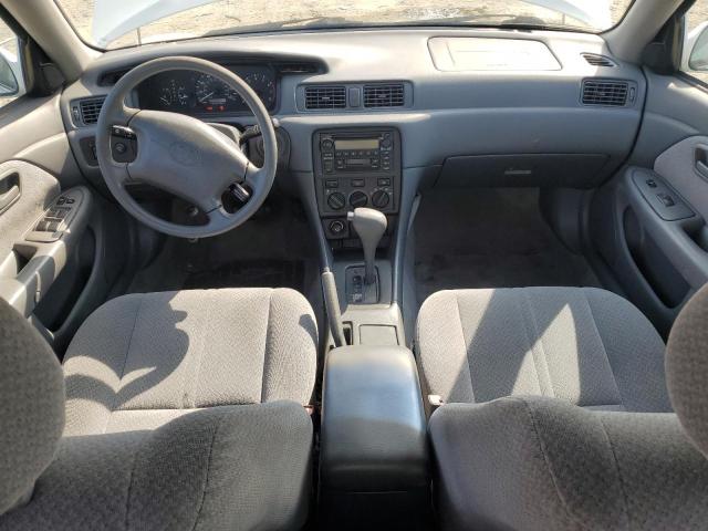 Photo 8 from auction – 2001 TOYOTA CAMRY CE with VIN 4T1BG22K11U804327