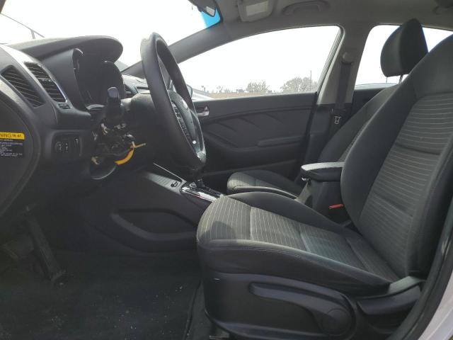 Photo 7 from auction – 2018 KIA FORTE LX with VIN 3KPFL4A77JE226243