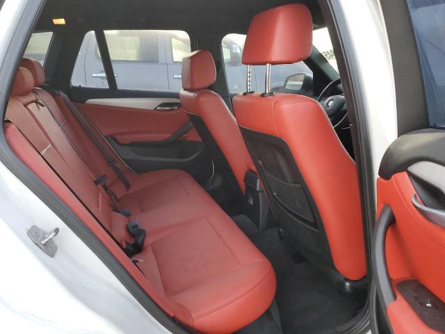 Photo 10 from auction – 2015 BMW X1 XDRIVE3 with VIN WBAVM5C54FVV94891