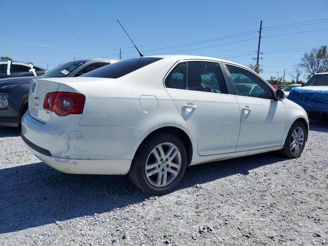 Photo 3 from auction – 2007 VOLKSWAGEN JETTA WOLF with VIN 3VWEF71K37M077706