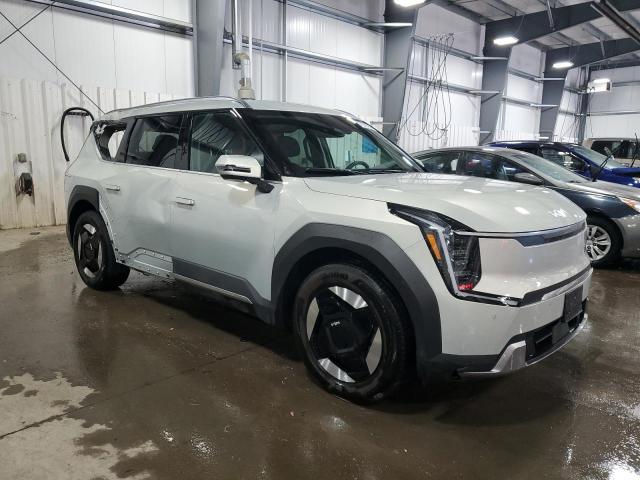 Photo 4 from auction – 2024 KIA EV9 WIND with VIN KNDAFFS58R6018738