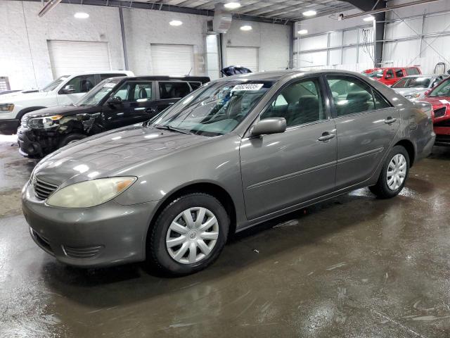TOYOTA CAMRY LE 2005 with VIN 4T1BE32K35U954716 - Photo from auction