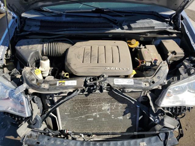 Photo 12 from auction – 2016 CHRYSLER TOWN & COU with VIN 2C4RC1BG3GR299773