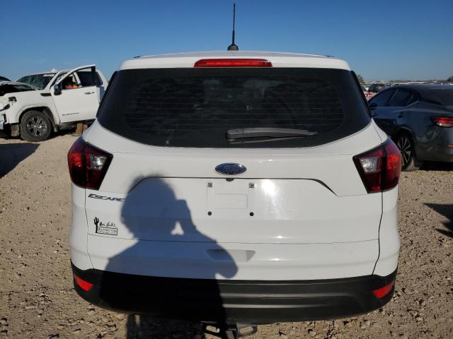 Photo 6 from auction – 2019 FORD ESCAPE S with VIN 1FMCU0F73KUC02571