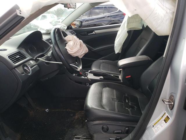 Photo 7 from auction – 2015 VOLKSWAGEN PASSAT S with VIN 1VWAT7A34FC070649