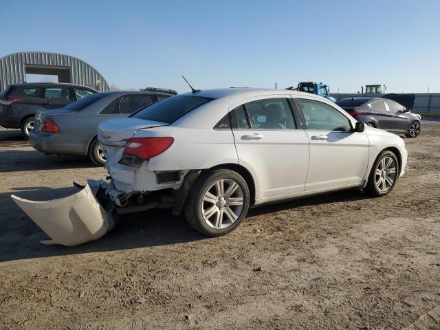 Photo 3 from auction – 2012 CHRYSLER 200 LX with VIN 1C3CCBAB9CN295501