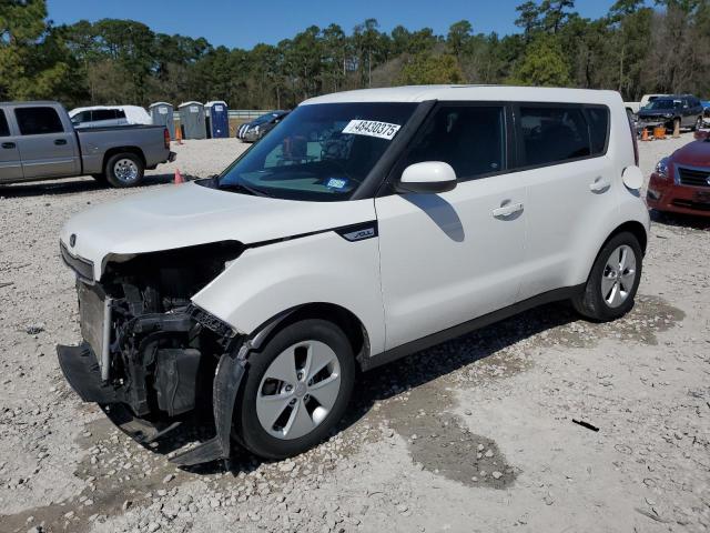 KIA SOUL + 2015 with VIN KNDJP3A54F7227252 - Photo from auction