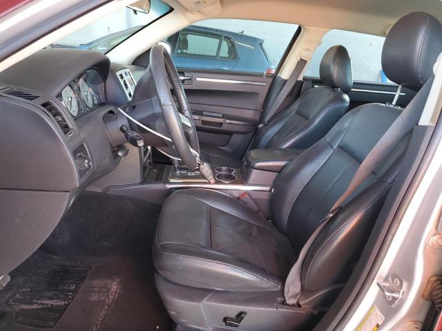 Photo 7 from auction – 2010 CHRYSLER 300 TOURIN with VIN 2C3CA5CV4AH155389