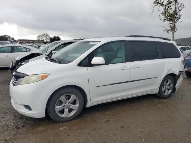 TOYOTA SIENNA LE 2011 with VIN 5TDKK3DC3BS137376 - Photo from auction