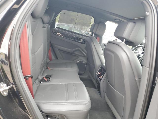 Photo 11 from auction – 2019 PORSCHE CAYENNE SE with VIN WP1AE2AY1KDA50275