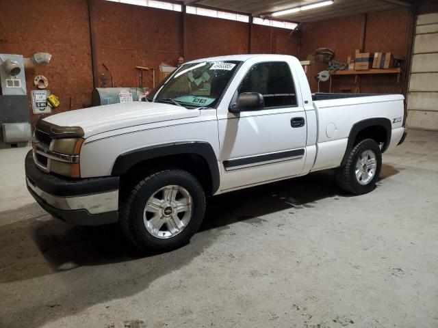 CHEVROLET SILVERADO 2004 with VIN 1GCEK14T34Z304273 - Photo from auction