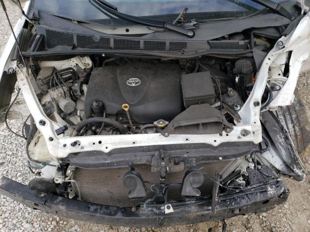 Photo 12 from auction – 2017 TOYOTA SIENNA LE with VIN 5TDKZ3DC3HS864280