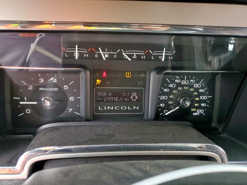 Photo 9 from auction – 2009 LINCOLN NAVIGATOR with VIN 5LMFU27589EJ00139
