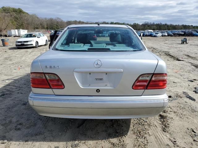 Фото 6 с аукциона – 2001 MERCEDES-BENZ E 320 с VIN WDBJF65J71B310514