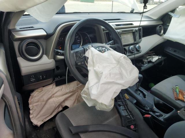 Photo 8 from auction – 2015 TOYOTA RAV4 LE with VIN JTMZFREV9FJ053572