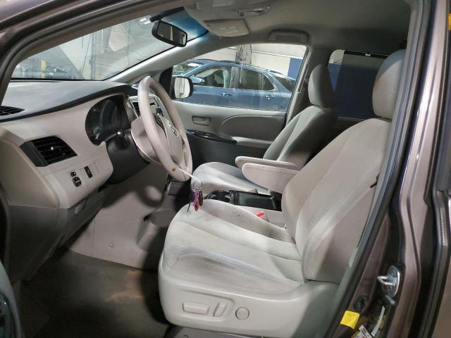 Photo 7 from auction – 2012 TOYOTA SIENNA LE with VIN 5TDKK3DCXCS268984