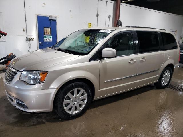 CHRYSLER TOWN & COU 2016 with VIN 2C4RC1BG4GR300526 - Photo from auction